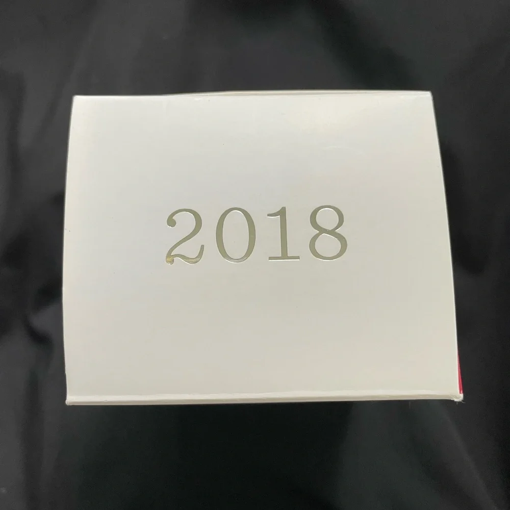 HALLMARK KEEPSAKE ORNAMENT Chris Kringle Kitchen 2018 in Box Christmas Evergreen - Picture 4 of 8